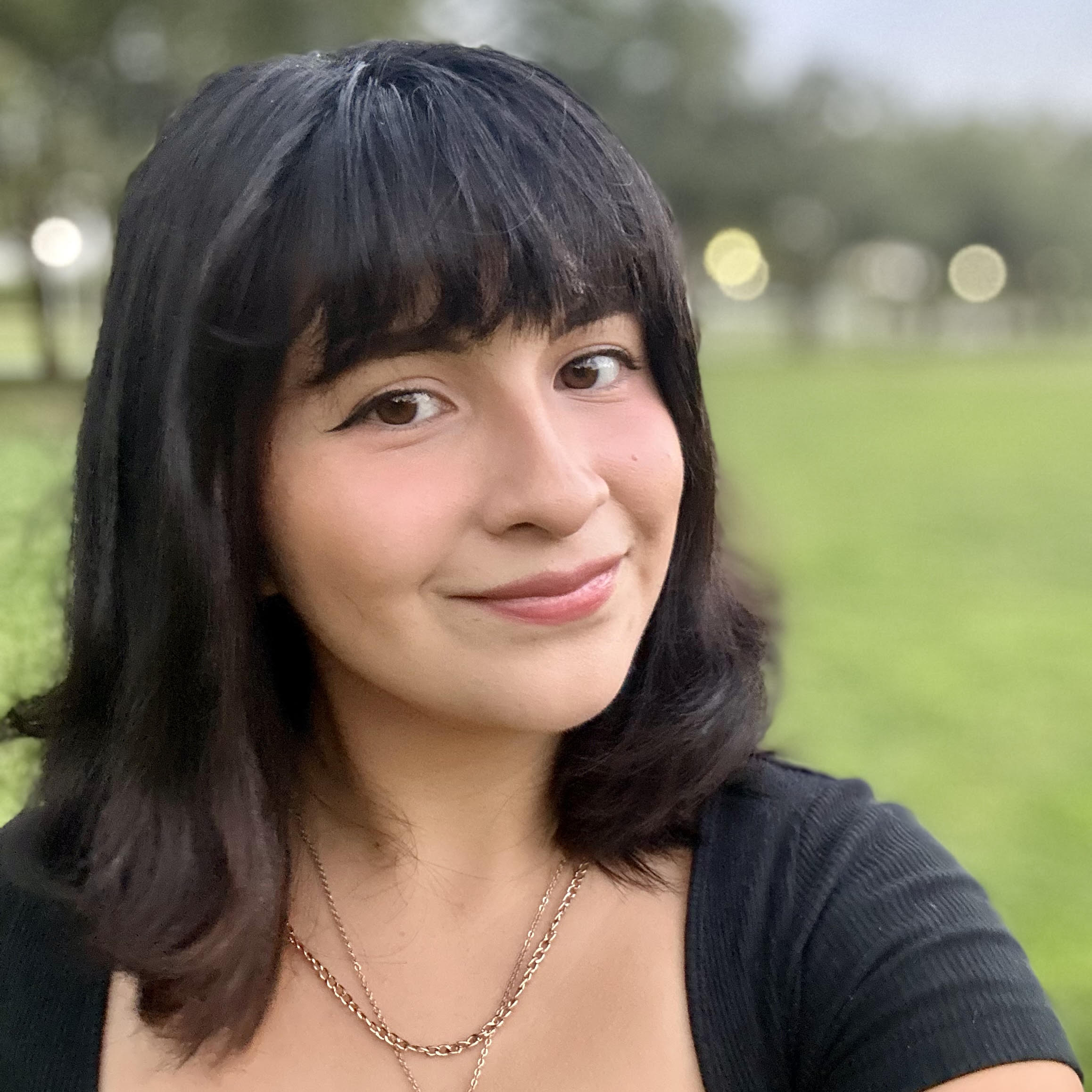 Clarisa's Headshot